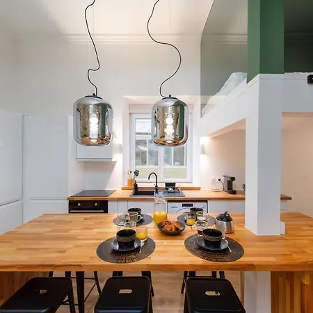 Superbe Avec Jardin Centre - Jerzual *
